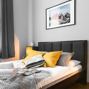Friendhouse Avenue Apartment